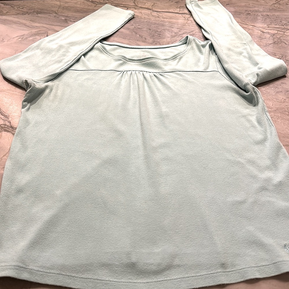 Last chance. Lot of (3) Tops - Picture 6 of 9